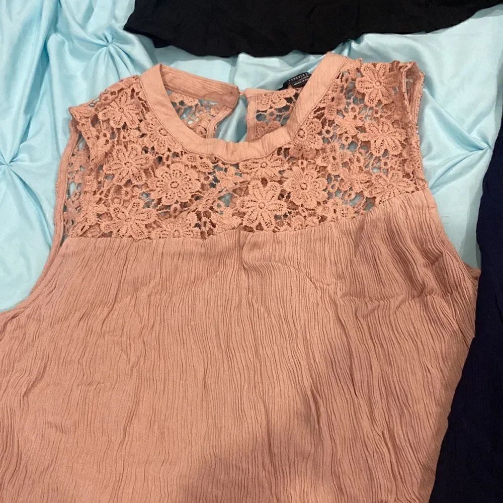 Forever 21 tops - Picture 2 of 9